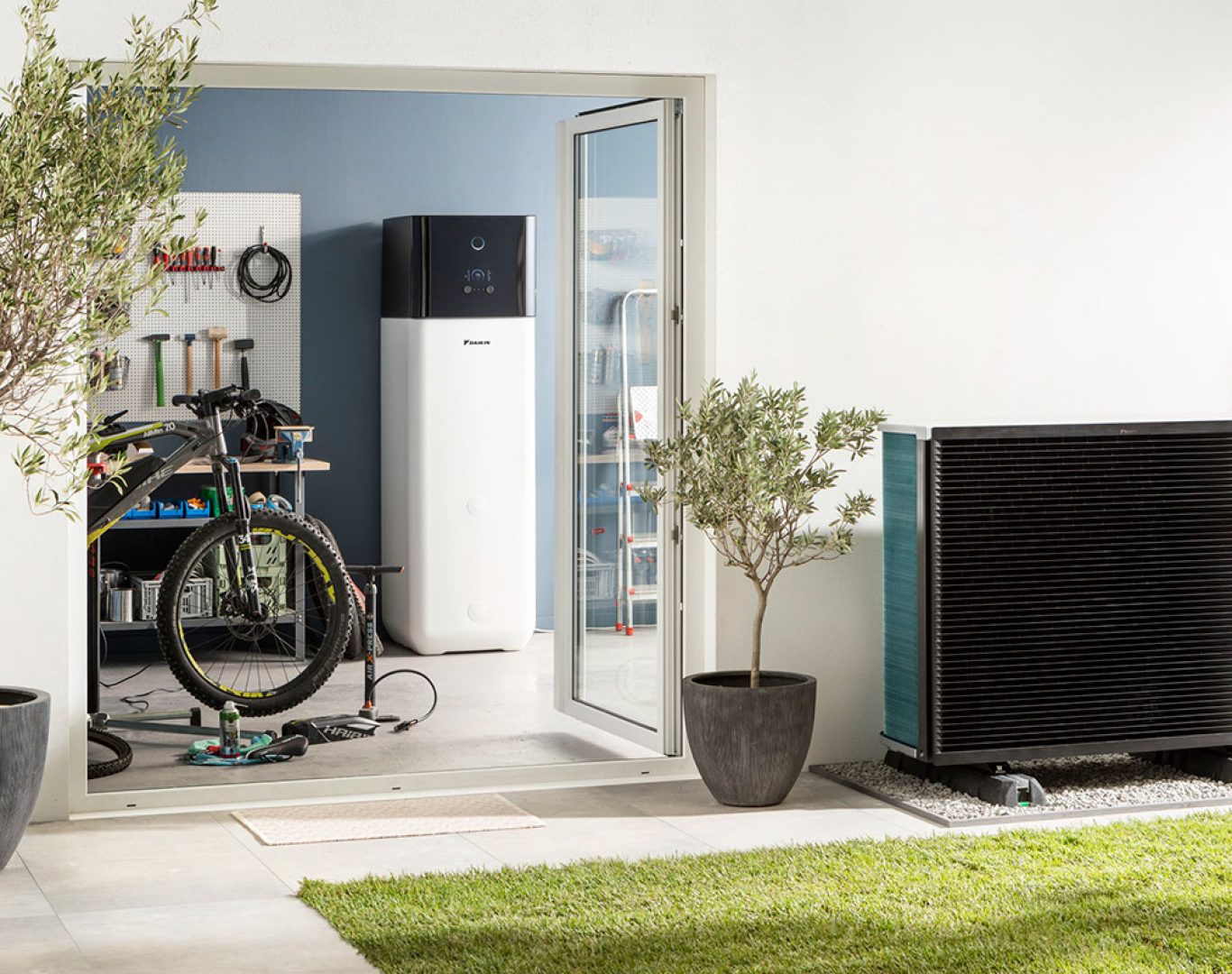 Pelican Heating & Air technician providing expert Daikin heat pump installation in Bellevue home, ensuring energy efficiency